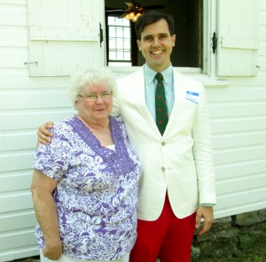 Lynda Tucker, President of the Salem Welsh Church of Freedom, NY, came to see our church. We've got so much in common!